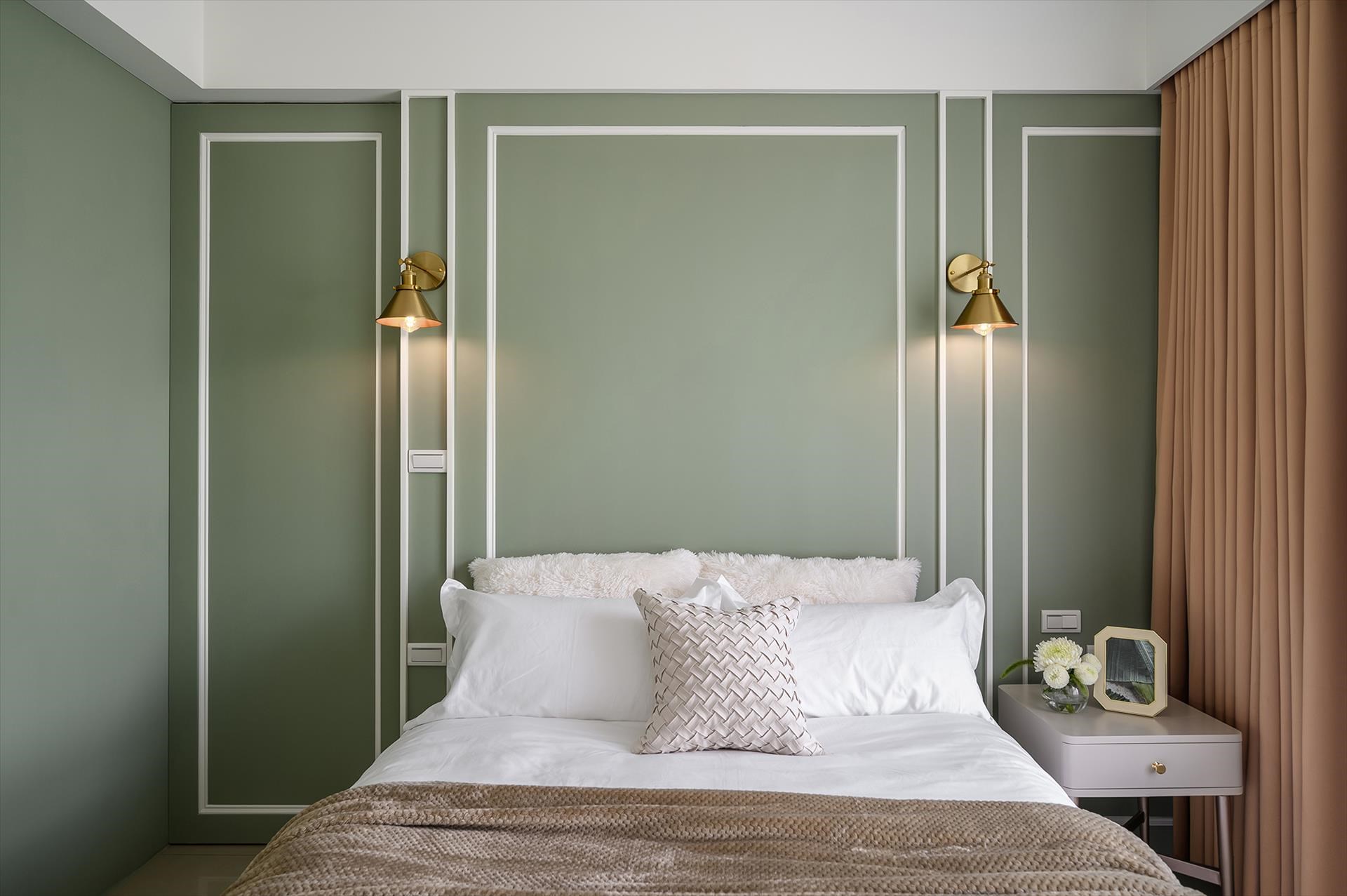 18 種床頭牆面的設計方法，讓你的臥室高雅又舒適，提升睡眠品質 - 澄易設計